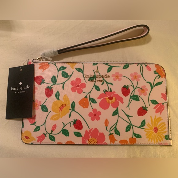 kate spade Handbags - Kate spade “Strawberry Garden” saffiano leather wristlet